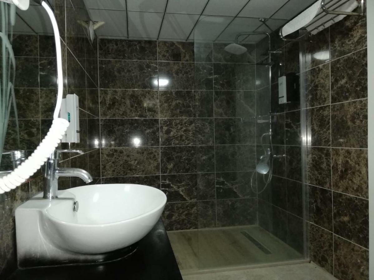 Assos Mia Otel Ayvacik Buitenkant foto